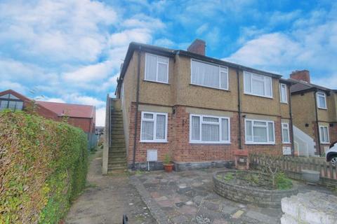 Braund Avenue, Greenford