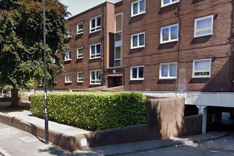 2 bedroom apartment to rent, Warrington Road, Croydon