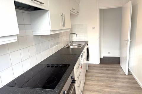 2 bedroom apartment to rent, Duppas Hill Road, Croydon