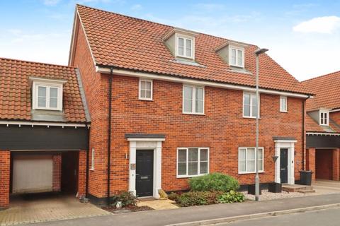 4 bedroom townhouse for sale, Keats Crescent, Brightlingsea, CO7