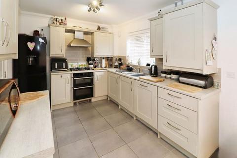 4 bedroom townhouse for sale, Keats Crescent, Brightlingsea, CO7