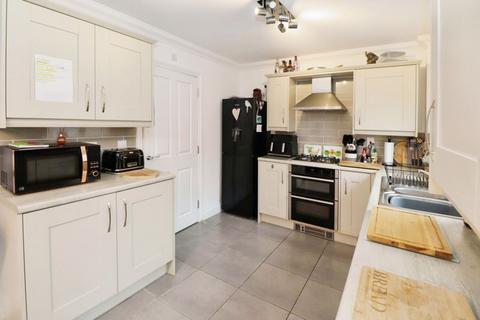 4 bedroom townhouse for sale, Keats Crescent, Brightlingsea, CO7