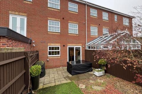 4 bedroom terraced house for sale, Minton Grove, Baddeley Green, ST2 7QT.