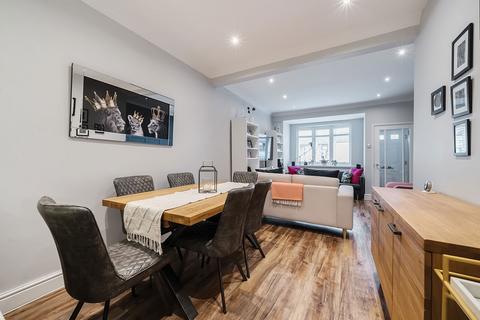 90 Pretoria Road, Romford, RM7 7AT