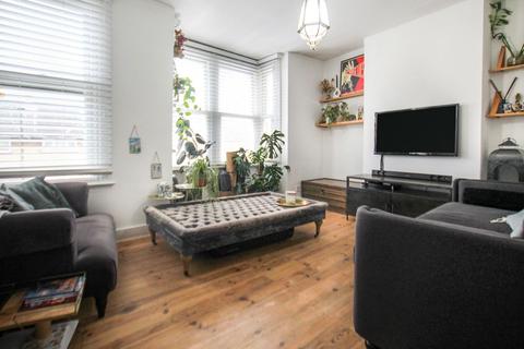 1 bedroom flat for sale, Bushey Road, London E13