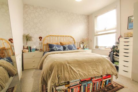 1 bedroom flat for sale, Bushey Road, London E13