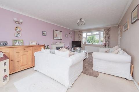 3 bedroom detached house for sale, Hafod Close, Llanymynech