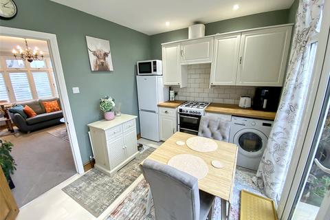 2 bedroom terraced house for sale, Harborough Avenue, Sidcup, Kent, DA15