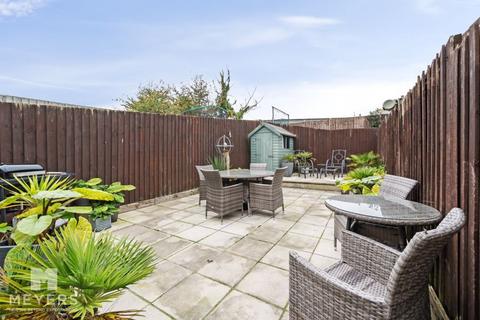 Sunnyside Road, Weymouth, DT4