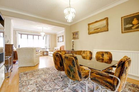 3 bedroom semi-detached house for sale, Links Side, Enfield