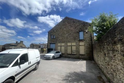 Retail property (high street) to rent, Oakworth Road, Keighley, West Yorkshire, BD21