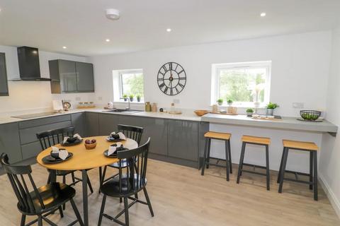 4 bedroom detached house for sale, Botterham, Swindon