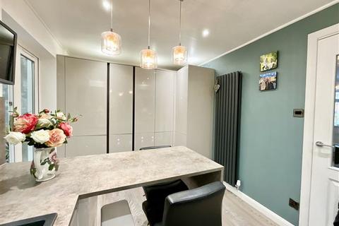 69 Olivers Way, Catcliffe, Rotherham, S60 5UD