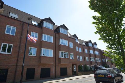 1 bedroom apartment for sale, Uxbridge Road, Pinner