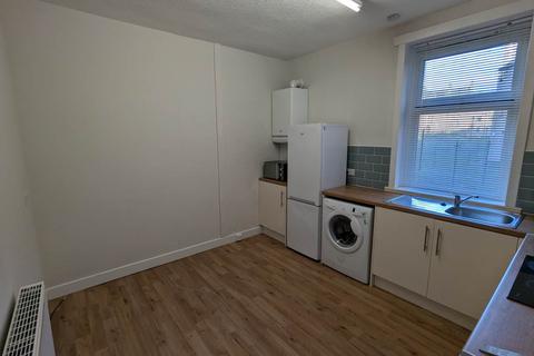 2 bedroom flat to rent, 7A Fyffe Street, Dundee,