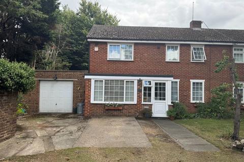 3 bedroom semi-detached house for sale, High Street, Harlington, Hayes