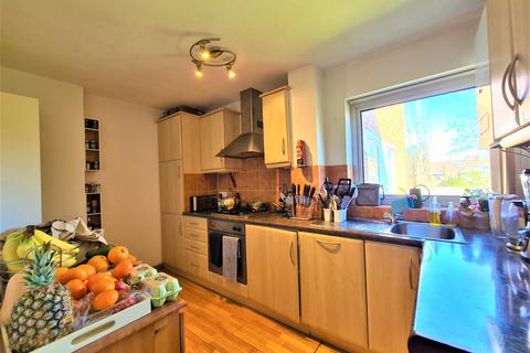 2 bedroom flat for sale, Grange Road, Ealing, London, W5