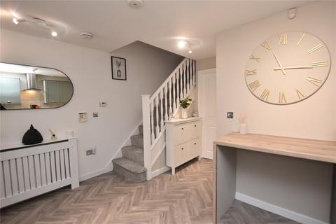 2 bedroom semi-detached house for sale, Woodend Crescent, Shipley, West Yorkshire