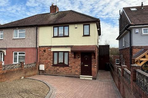 2 bedroom semi-detached house to rent, Blewitt Street, Pensnett, Dudley DY5