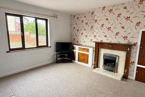 2 bedroom semi-detached house to rent, Blewitt Street, Pensnett, Dudley DY5