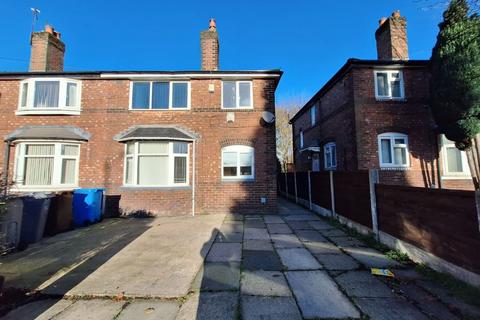 4 bedroom semi-detached house to rent, Fog Lane, Manchester