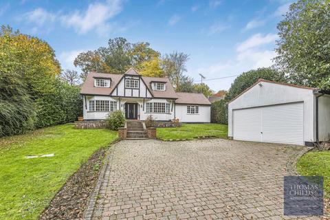 4 bedroom detached house for sale, Hangmans Lane, Welwyn AL6