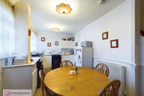 22 Oak Croft, Birmingham, B37 5AU