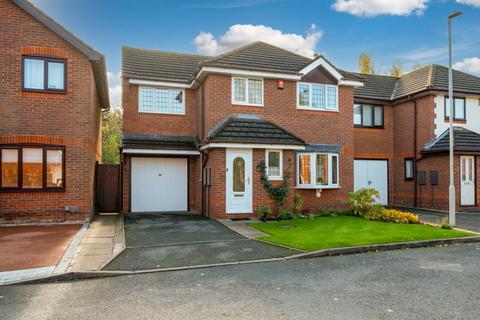 4 bedroom detached house for sale, Hinsford Close, Kingswinford DY6