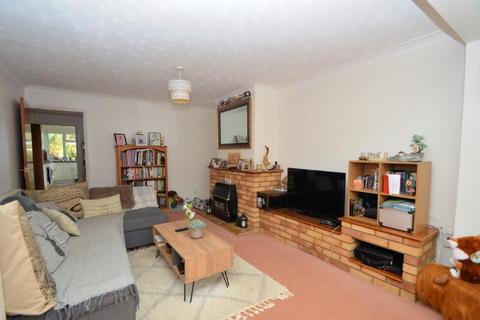 2 bedroom terraced house to rent, Wilding Road, Oxfordshire OX10