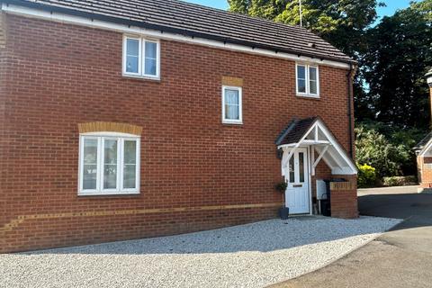 3 bedroom house to rent, Swallows Croft, Berkshire RG1