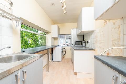 2 bedroom apartment for sale, Hartfield Road, London SW19