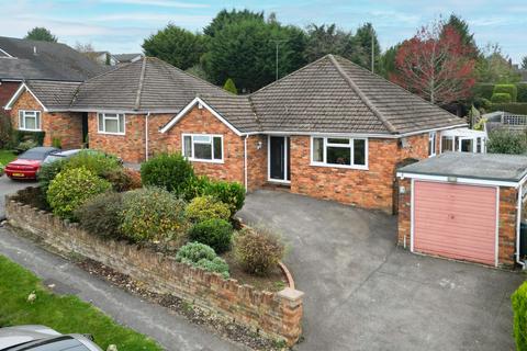 3 bedroom bungalow for sale, Southfield Drive, High Wycombe HP15