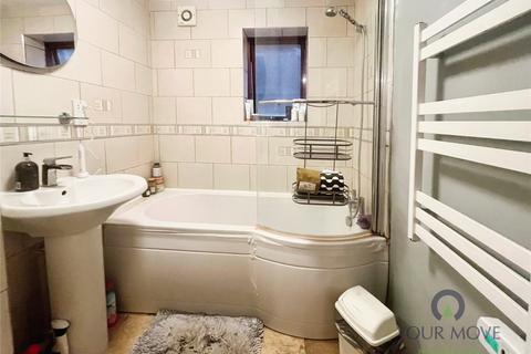 2 bedroom flat for sale, Cantwell Road, London SE18