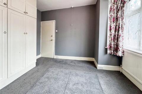 62 Oaklands Road, Bexleyheath, DA6 7AJ