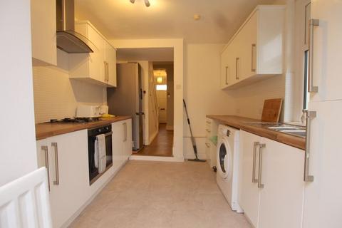 2 bedroom terraced house to rent, Springfield Place, Cardiff CF11