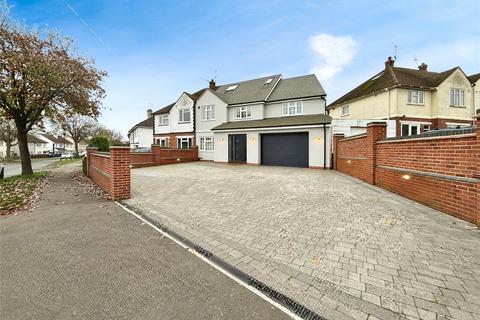 5 bedroom semi-detached house for sale, Surrey Road, Kent ME15