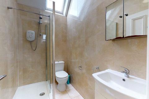 1 bedroom in a house share to rent, Whitefield Terrace, Plymouth PL4