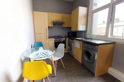 3 bedroom house share to rent, Greenbank Terrace, Plymouth PL4