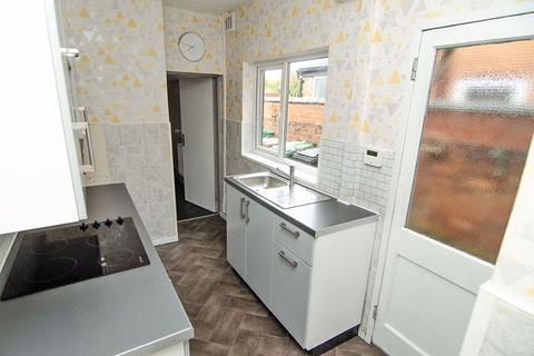 3 bedroom terraced house to rent, Blakenall Lane, Walsall WS3