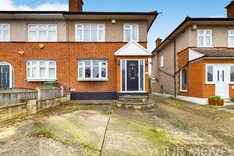 3 bedroom semi-detached house for sale, Lynwood Drive, Romford RM5