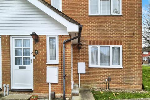 2 bedroom maisonette for sale, Wilson Avenue, Kent ME1