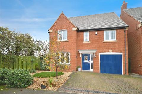 4 bedroom detached house for sale, Hart Drive, Swadlincote DE12