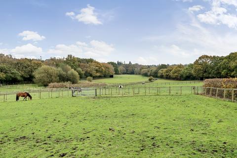 4 bedroom detached house for sale, Holbury HAMPSHIRE