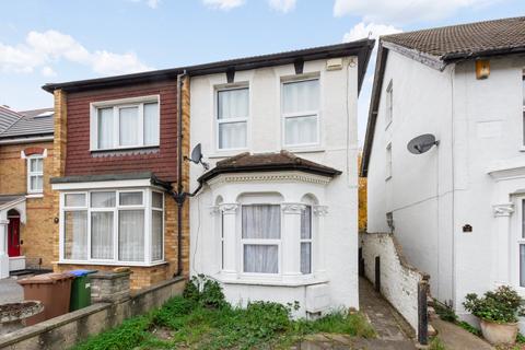 3 bedroom semi-detached house for sale, Devonshire Road, Bexleyheath, DA6