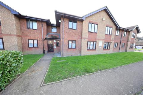 1 bedroom flat for sale, Archers Court, South Ockendon