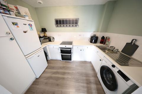 1 bedroom flat for sale, Archers Court, South Ockendon