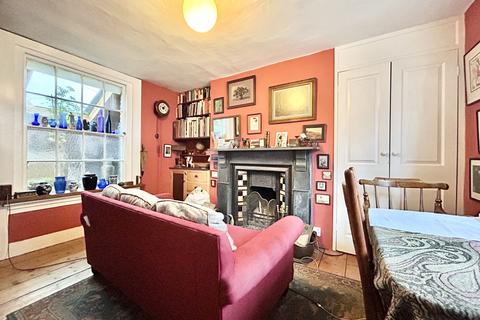 4 bedroom end of terrace house for sale, Caroline Square, Margate