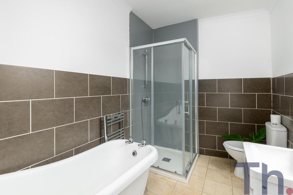 Bathroom with separate Shower