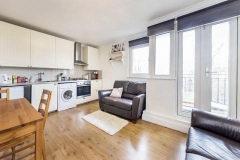 4 bedroom flat to rent, Hunton Street, London E1