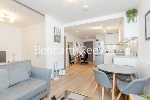 1 bedroom apartment to rent, Tierney Lane, Hammersmith W6